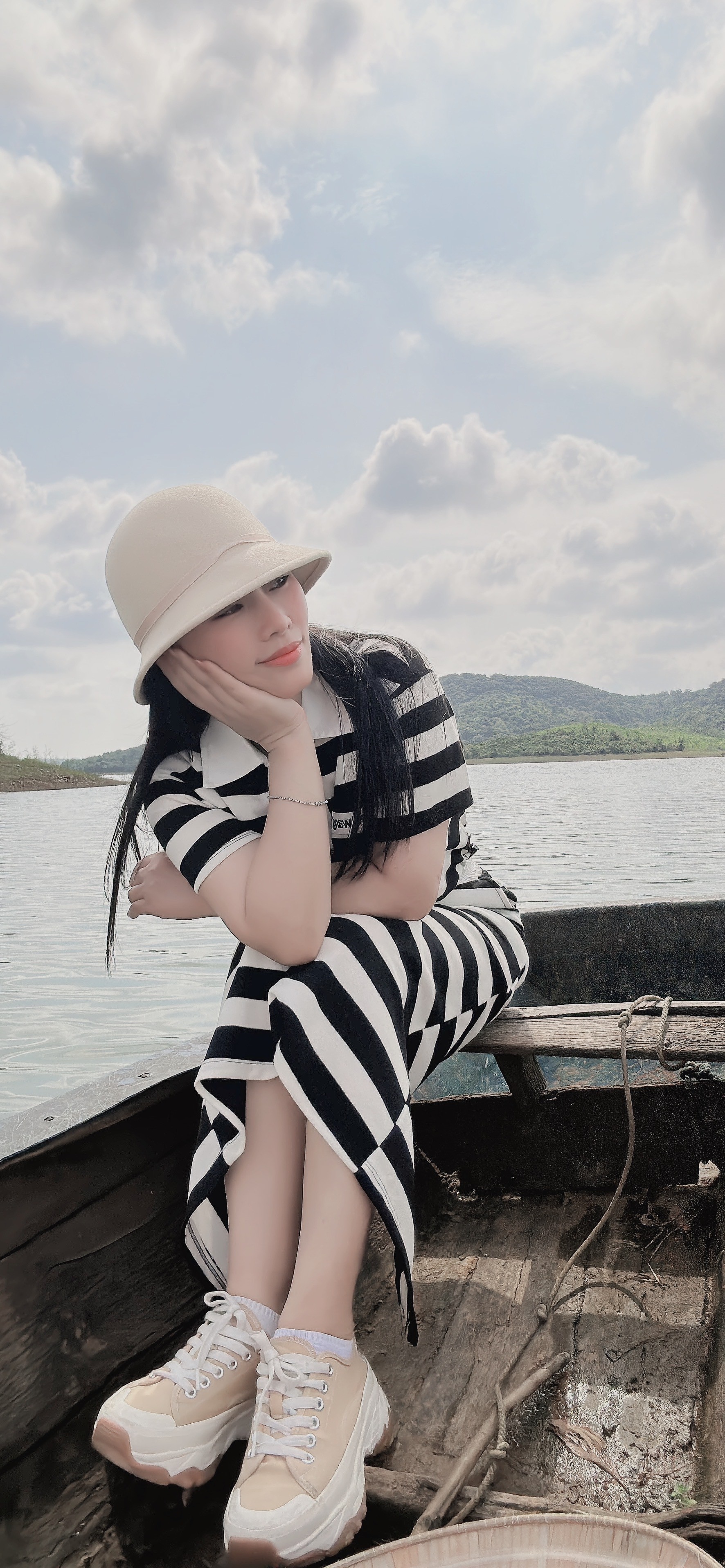 Quê là nơi mỏi mệt tìm về!