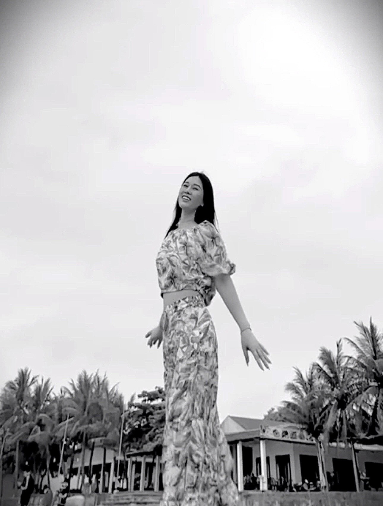Biển và. E