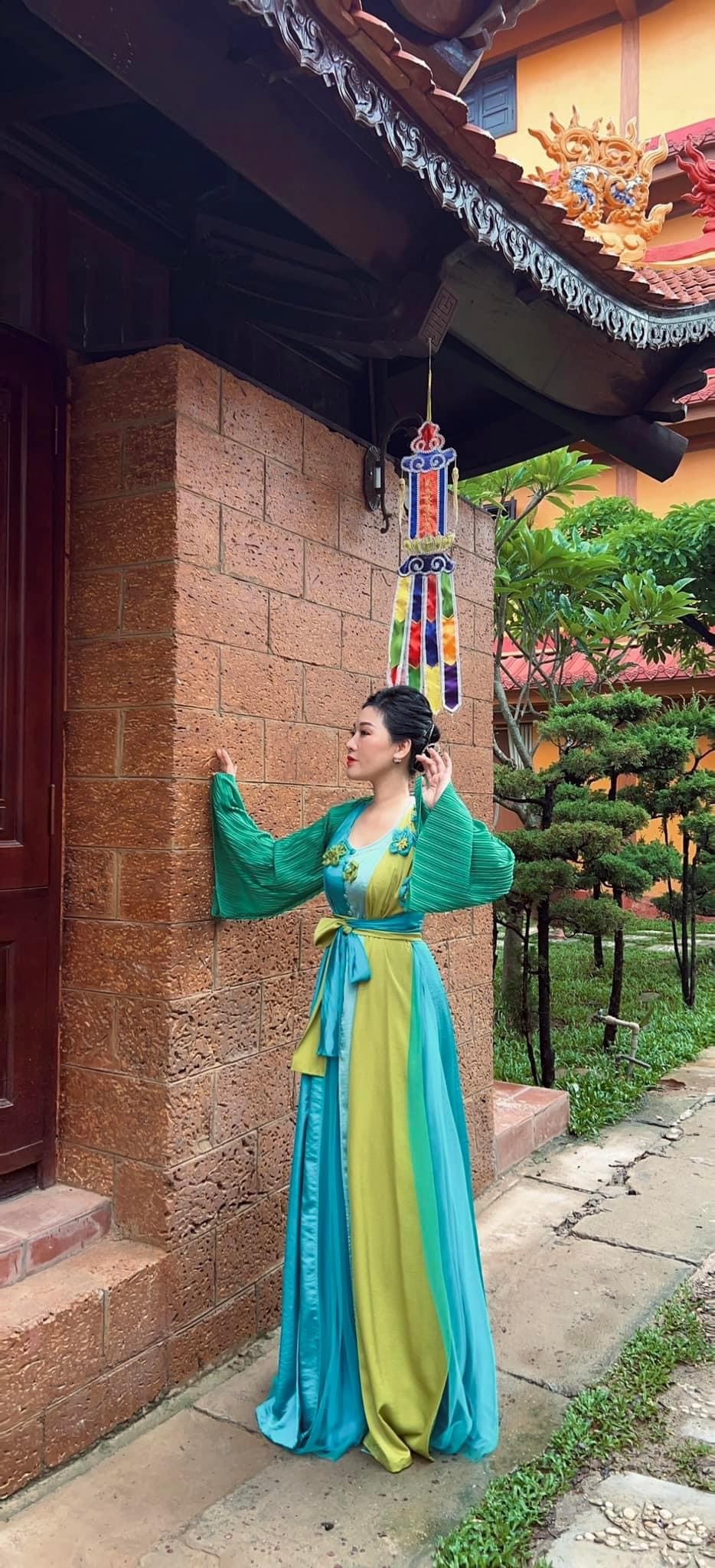 Về với hào quang