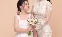 Mẹ và em