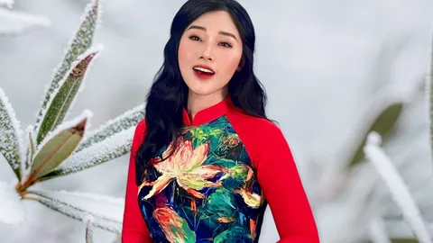 NSƯT Hương Giang ra mắt MV nghệ thuật "Mẹ Quảng Nam"