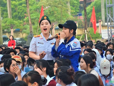 Bộ Quốc phòng: Tư vấn tuyển sinh quân sự tại tỉnh Thái Bình