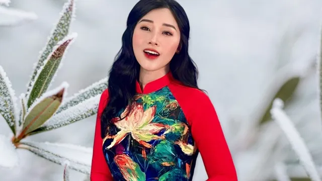 Thượng tá, NSƯT Hương Giang: Hơn 30 năm "nặng lòng" với âm nhạc Việt